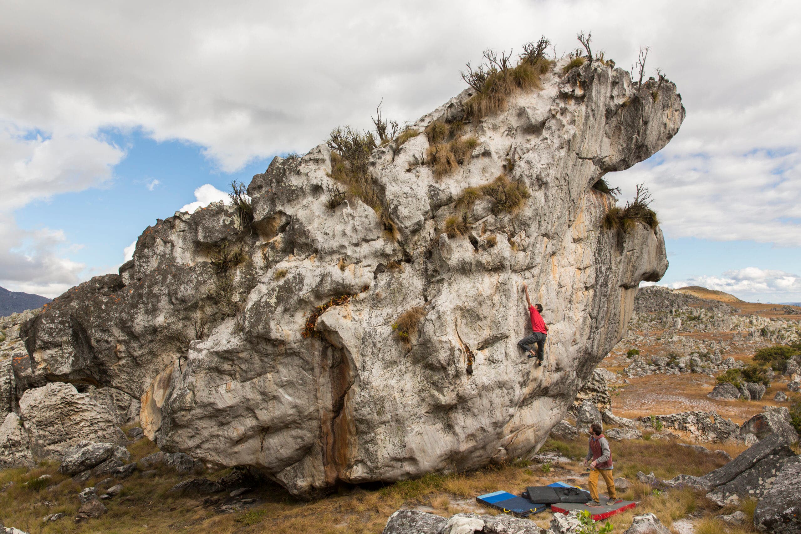 How to Boulder Smart and Reduce your Impact - Climbing