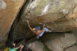Bouldering Event Draws 500-Plus