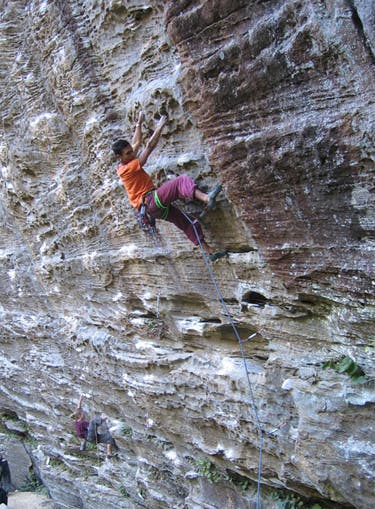 The 2007 Petzl Team at Miguel’s Pizza. CLICK HERE TO VIEW THE 2000 PIXEL VERSION OF THIS FILE