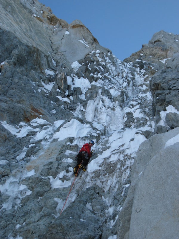 Max Turgeon blunts his tools on the gra Max Turgeon blunts his tools on the gravelly south face of Bat's Ears. Photo by Ben Gilmore.