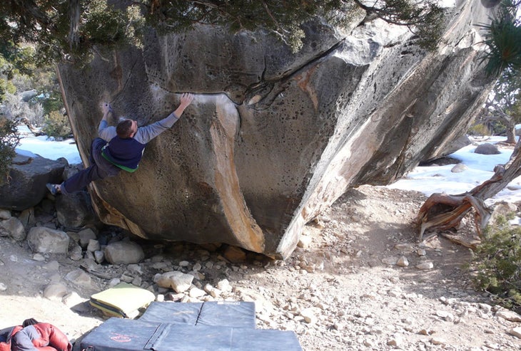 Josh Wharton on the opening moves of Re Josh Wharton on the opening moves of Resident Evil (V10) at Joe’s Valley, Utah. Photo by Erinn Kelly, courtesy of…