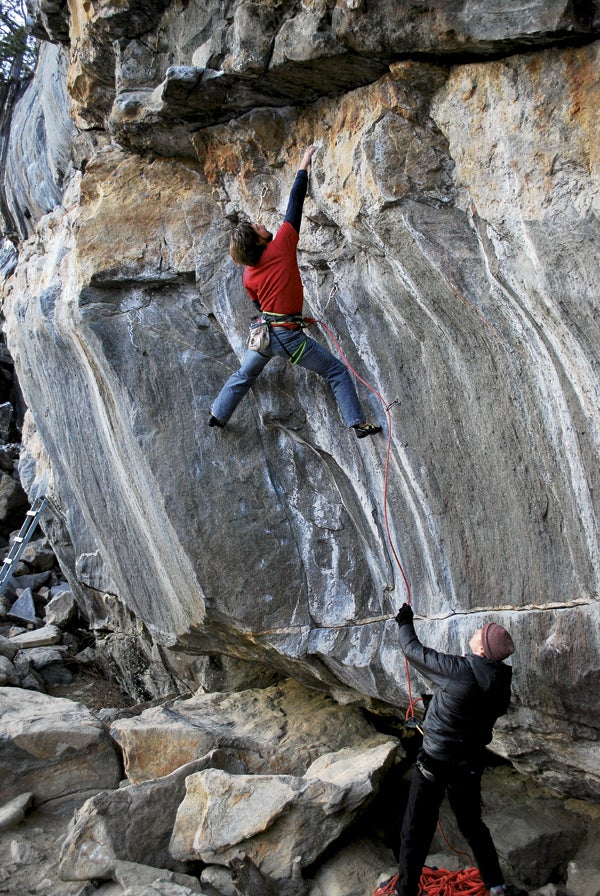 Hole Cleaning Brushes For Route Setting & Climbing