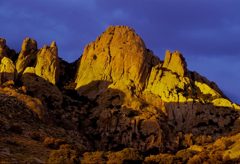 JamesQPhoto_105_17816 None