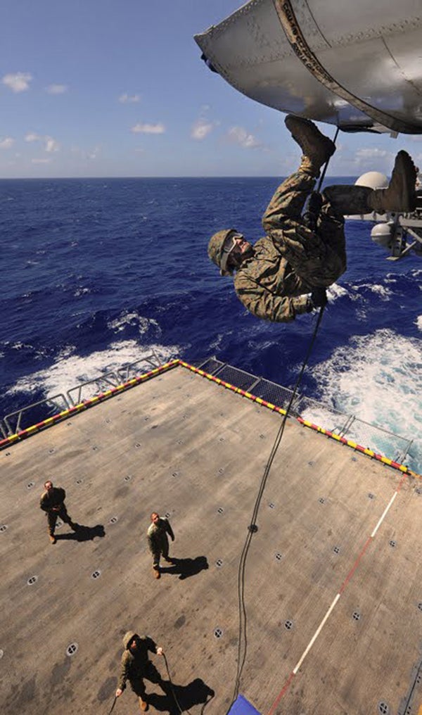 rappel-at-sea-1_22599 None