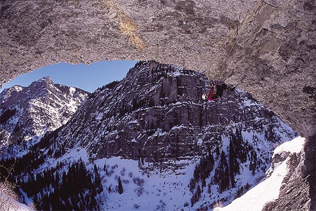 222- Jared Ogden_2212.jpg Sven Krebs in search of ice on his route Troglodyte (M9), Ouray, CO © Photo by Jared Ogden