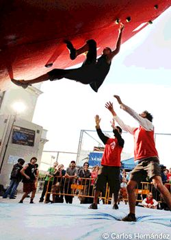 CataloniaComp07_cover_2374.gif Photos by Carlos Hernandez Carlosbcn.com La Salle Enginyeria /Arquitectura hosted the Copa Catalana and University Rock Climbing Championships…