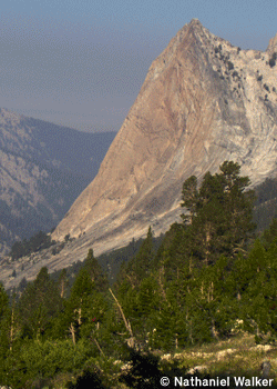 CharlotteDome-cover_2377.gif PHOTO GALLERIES — The majestic 1000 foot, knob-covered, South Face (III 5.7) of Charlotte Dome is true Sierra classic climb located in Kings Canyon…