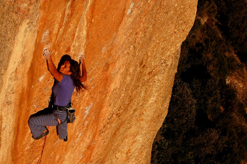 DSC_0208_3239.JPG climber: raquel hernandez rock: montserrat, catalonia