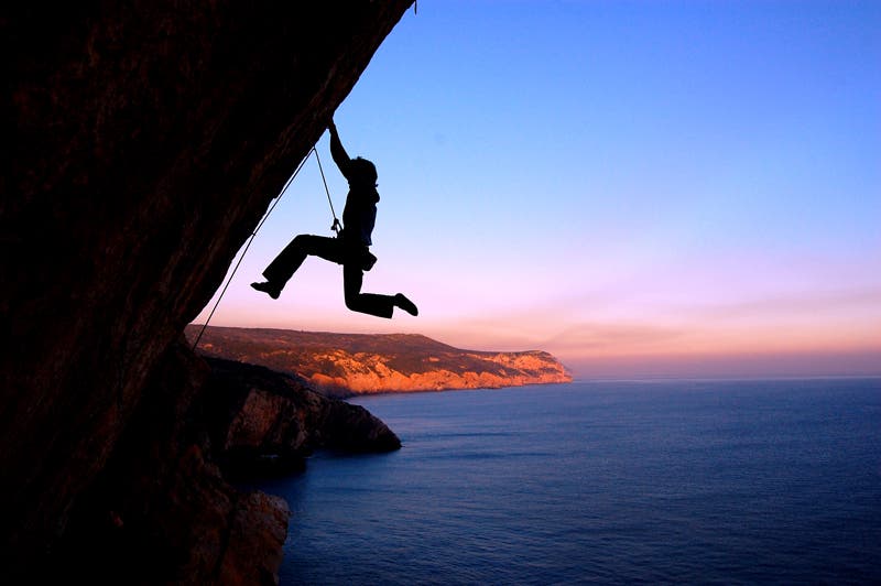 climber: ricardo miquel  rock: azoia, portugal