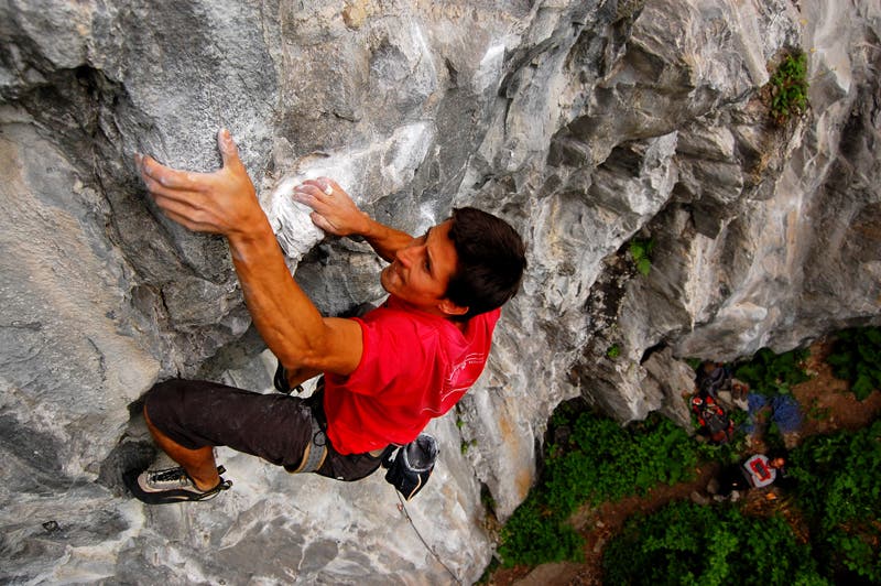 climber: nuno pinheiro rock: zillertal, austria