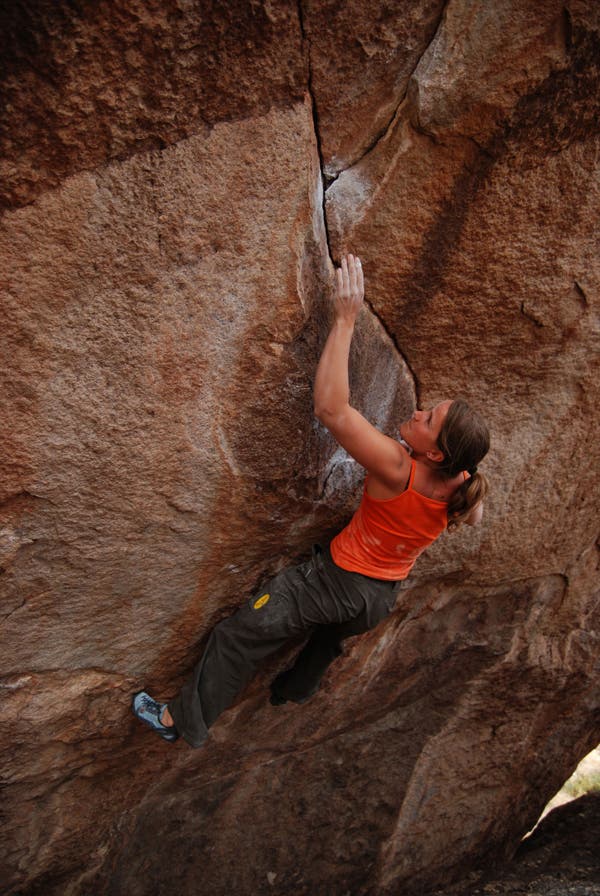 Hueco-EMoosburger-Pic_19_10931.jpg Anna fires up to the pocket of \