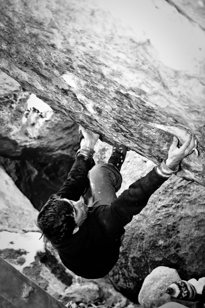 Winter Bouldering in Bishop - Climbing