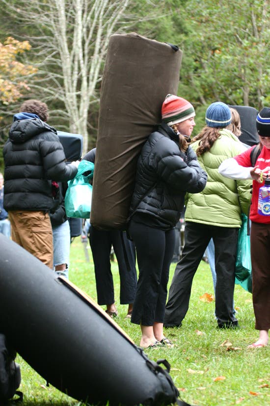 TC06-Houndears_0604_4508.jpg © Photos by Brian Burnham - www.cirquevideo.com