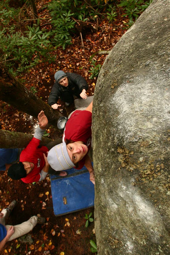 TC06-Houndears_0676_4535.jpg © Photos by Brian Burnham - www.cirquevideo.com