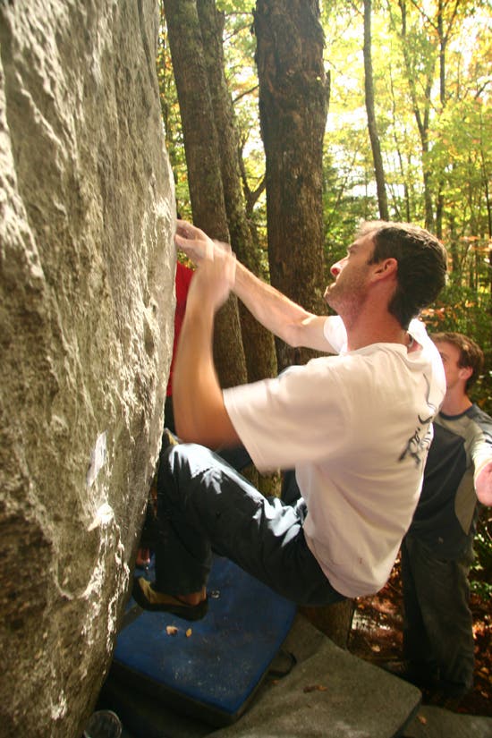 TC06-Houndears_0706_4546.jpg © Photos by Brian Burnham - www.cirquevideo.com