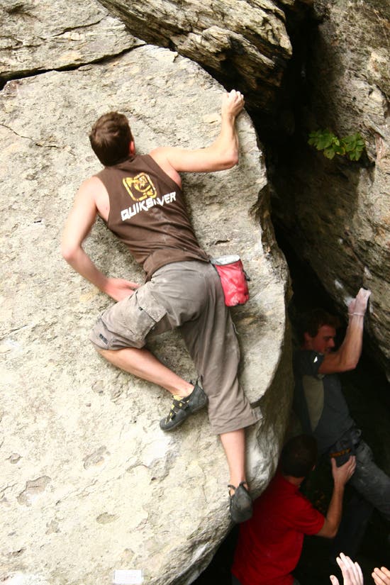 TC06-Houndears_0758_4563.jpg © Photos by Brian Burnham - www.cirquevideo.com