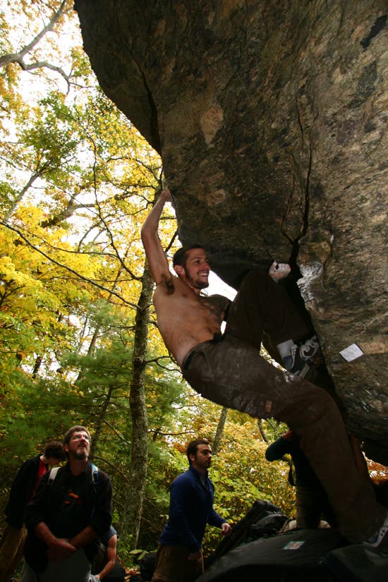 TC06-Houndears_0886_4587.jpg © Photos by Brian Burnham - www.cirquevideo.com