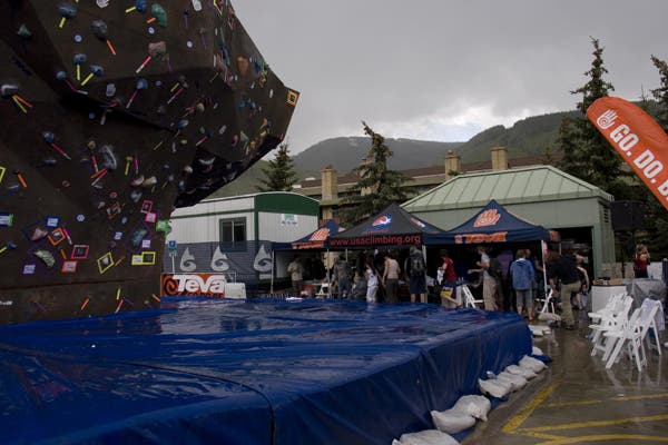  © Photo by Devaki Murch