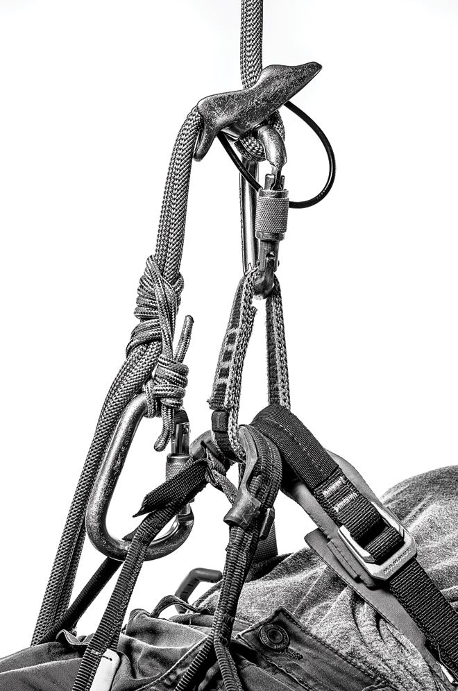 Rappelling: Learn the Basics of This Essential Technique - Climbing