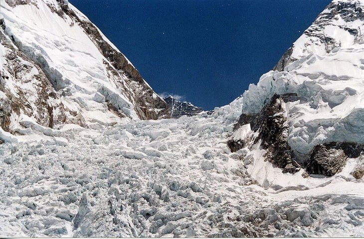 800px-KhumbuIcefall 800px-KhumbuIcefall