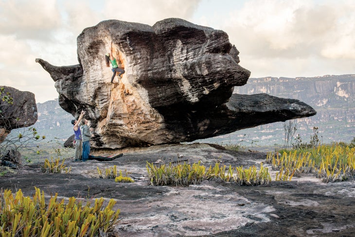 Caro_Like A dream_Final-jm.jpg Flash Venezuela Tepui Bouldering