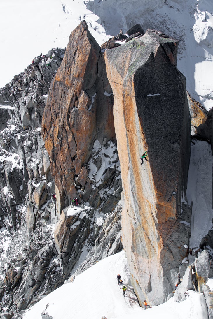 chamonix_cosmiques_030-jm.jpg Martina Cufar Potard arête Cosmiques France