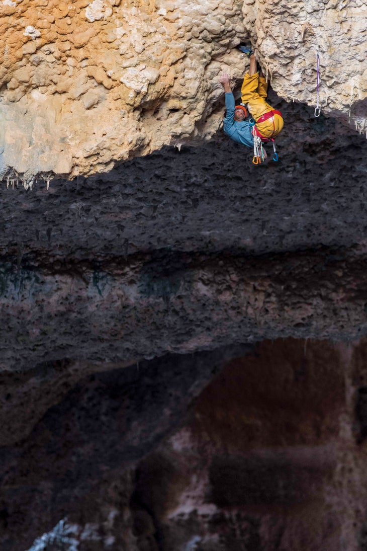 KF_140304_Into_the_Light_116-jm.jpg Chris Sharma Cave Oman
