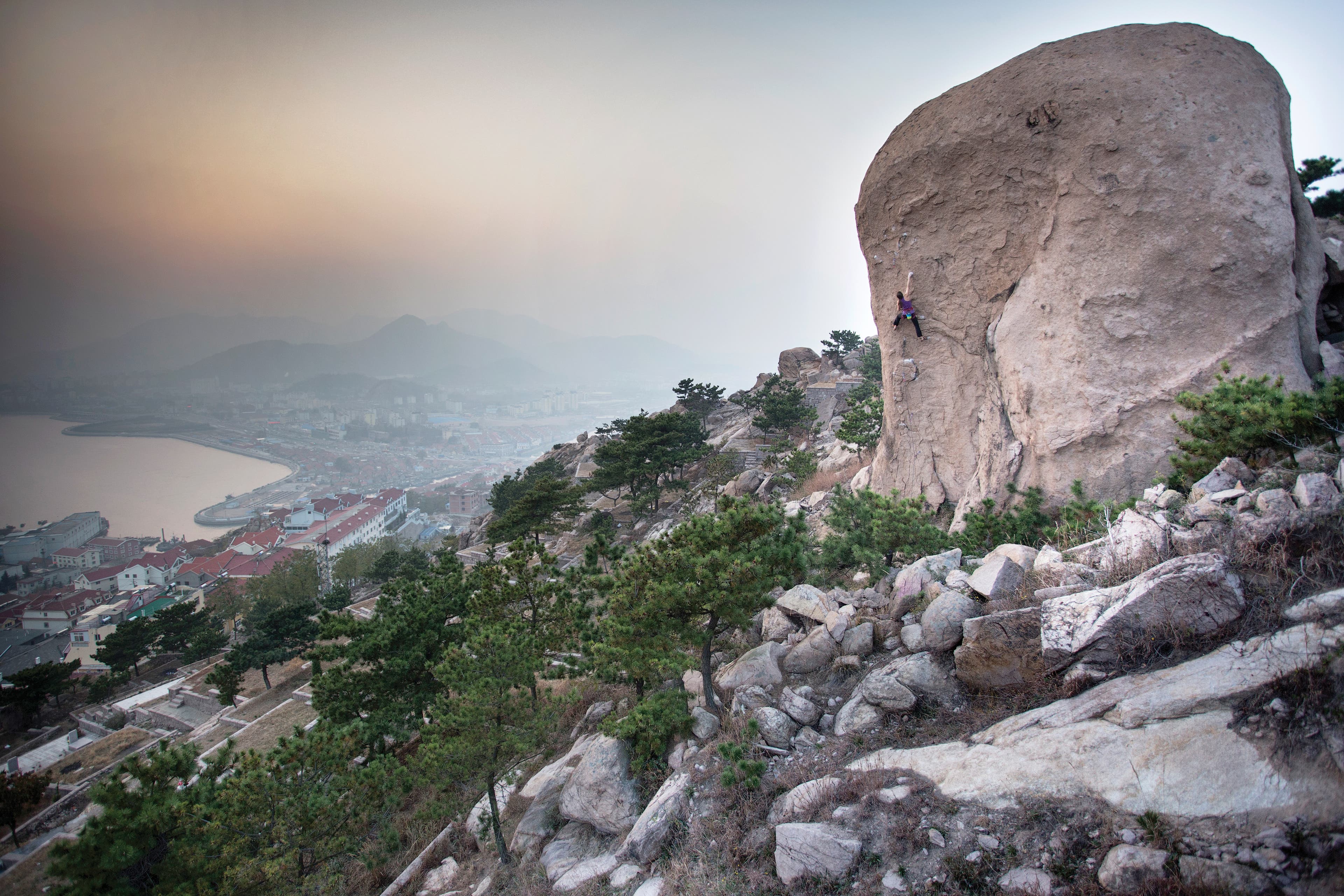 Bouldering China Paige Claassen