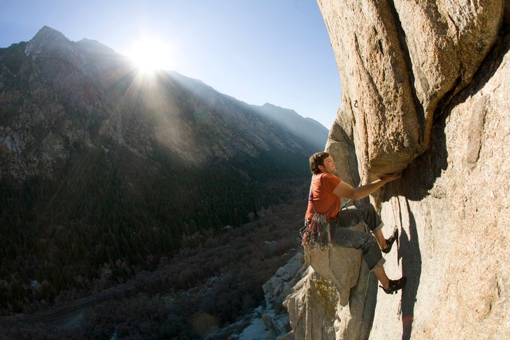 burr111908_090.jpg Rock Climbing Techniques Undercling