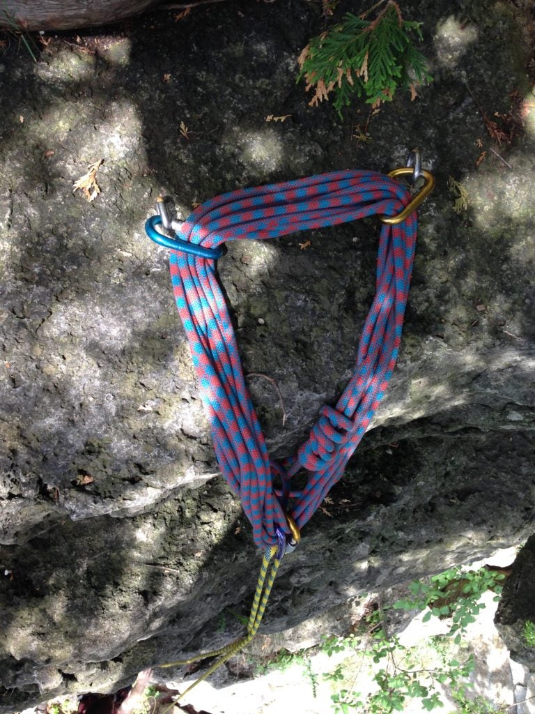 The Right Way To Build A Rock-Climbing Anchor - Climbing