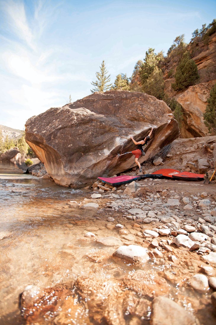 2015-ronnie-0626_gn-web.jpg Ronnie Dickson Adaptive Rock Climbing Joes Valley Bouldering
