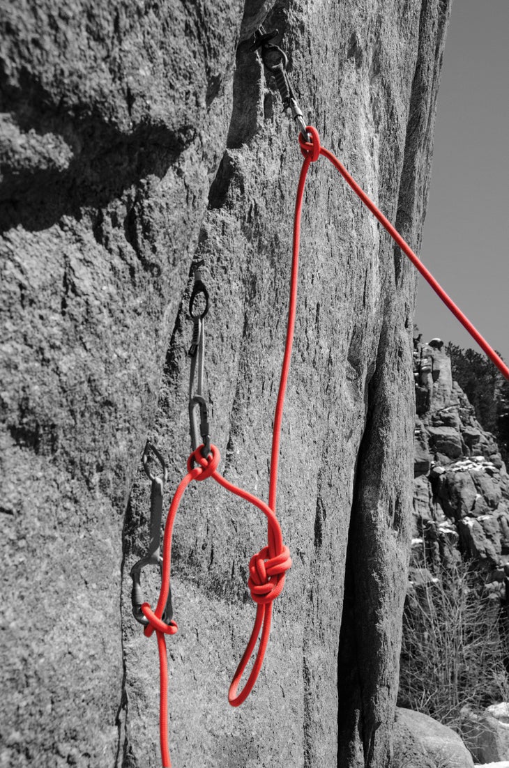Learn This: Build a Climbing Rope Anchor  Climbing rope, Rock climbing  rope, Climbing technique