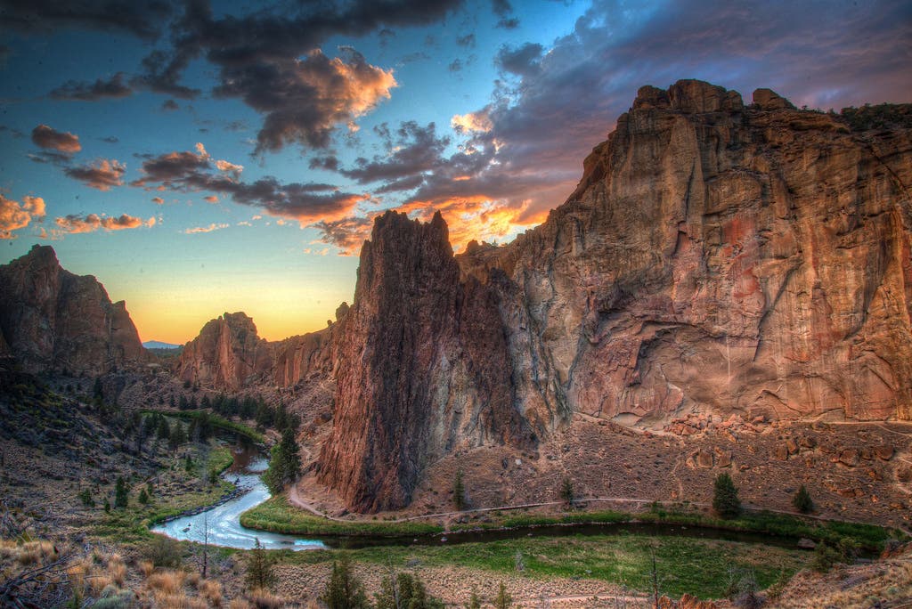"Trad destinations smith rock"