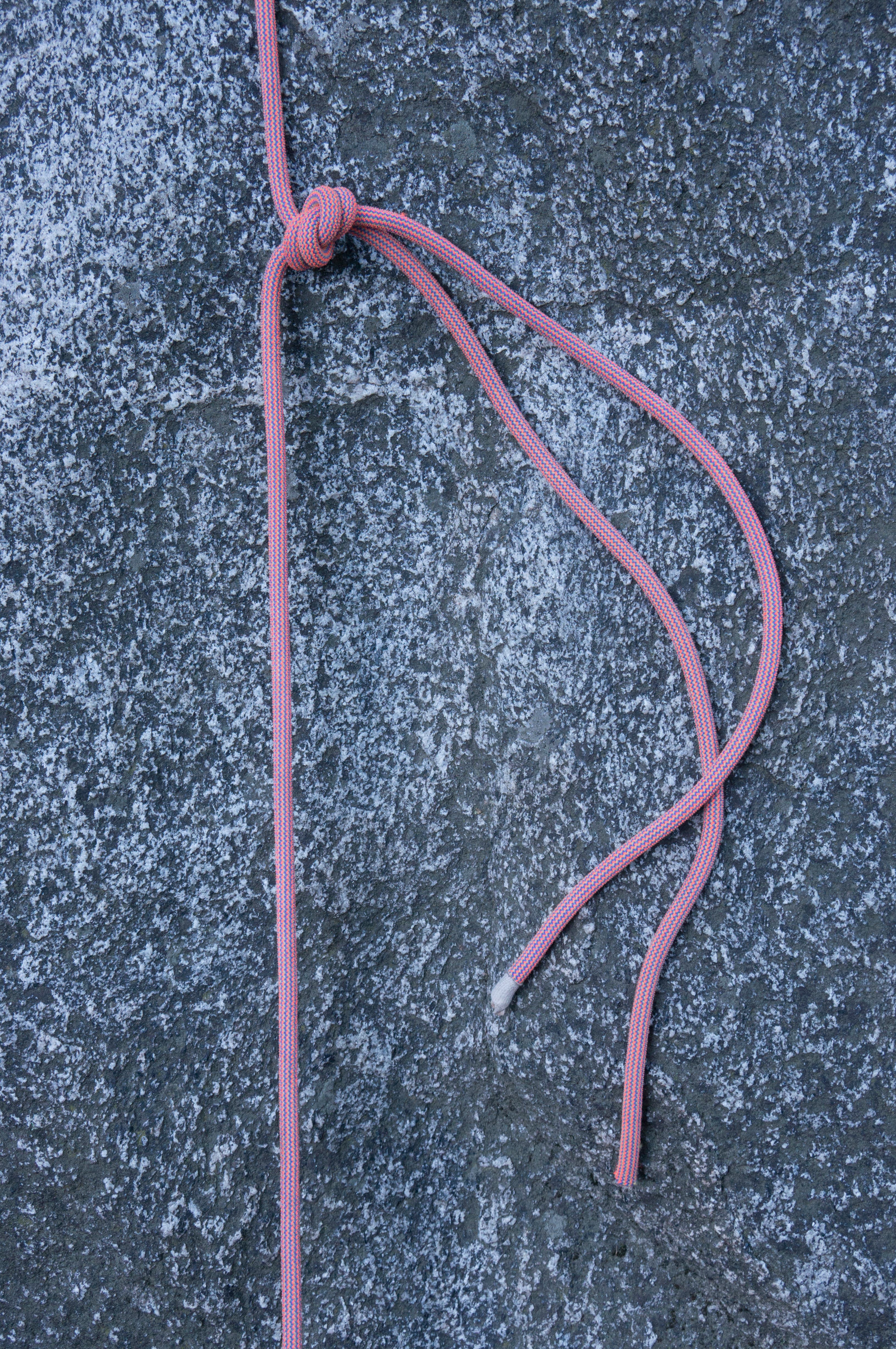 TechTips_OakleyFlower_Rappel-9 European Death Knot Flat Overhand EDK