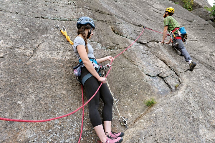 Rock Climbing - building a belay using the rope 