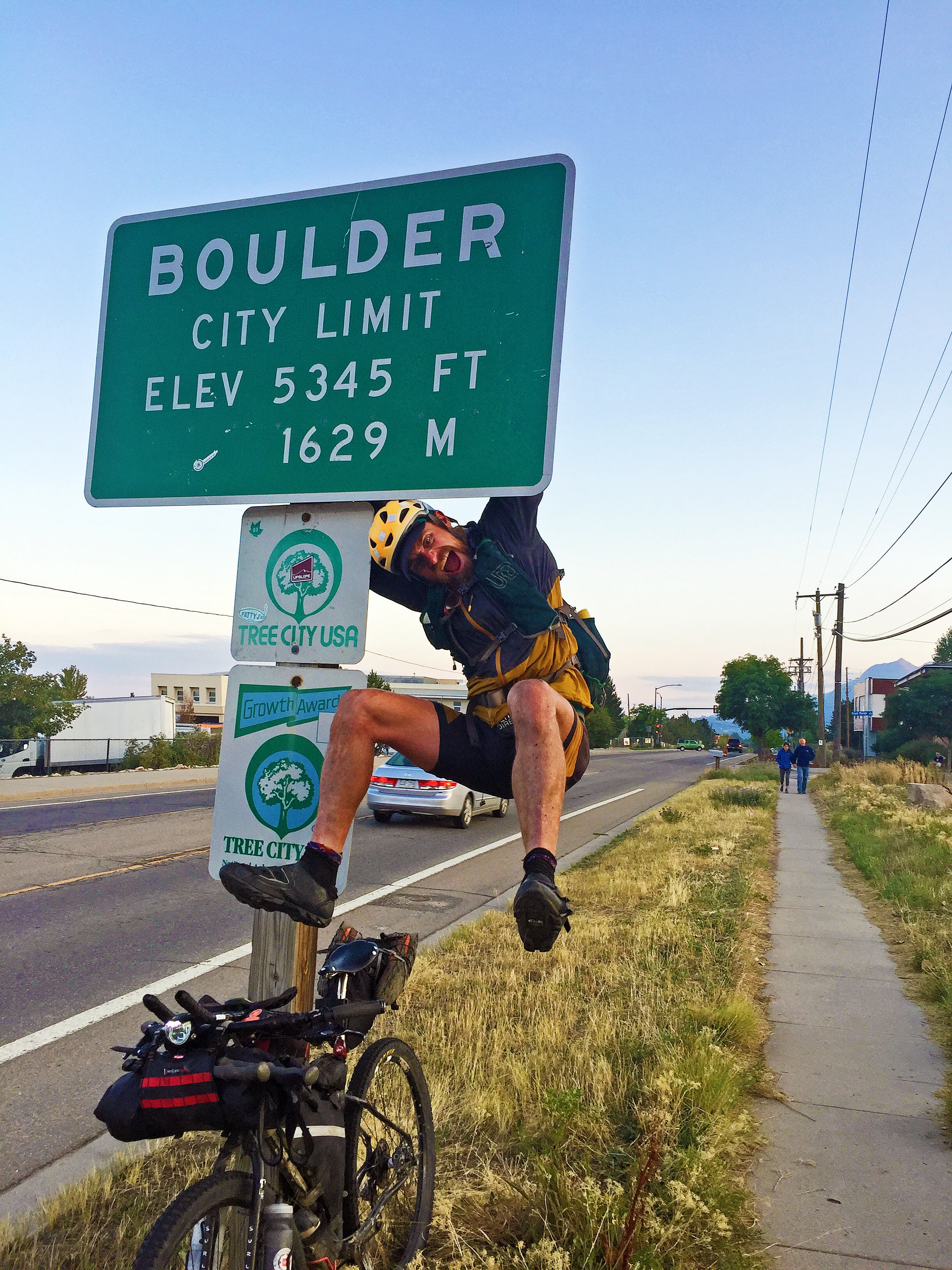 finish_line Justin Simoni Colorado High 100 Race Finish Line
