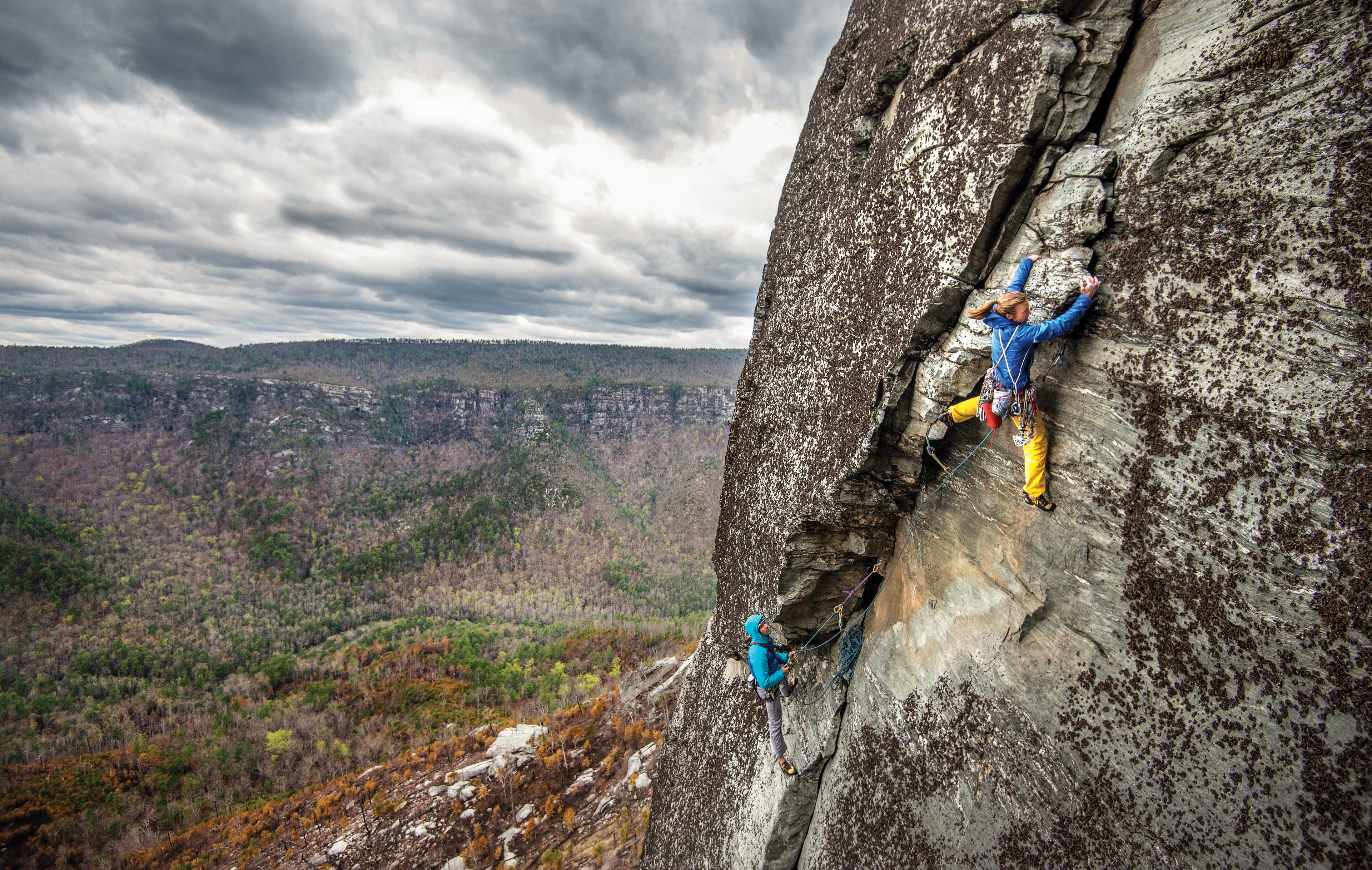 julia Shortoff Mountain Linville Gorge North Carolina Trad Rock Climbing