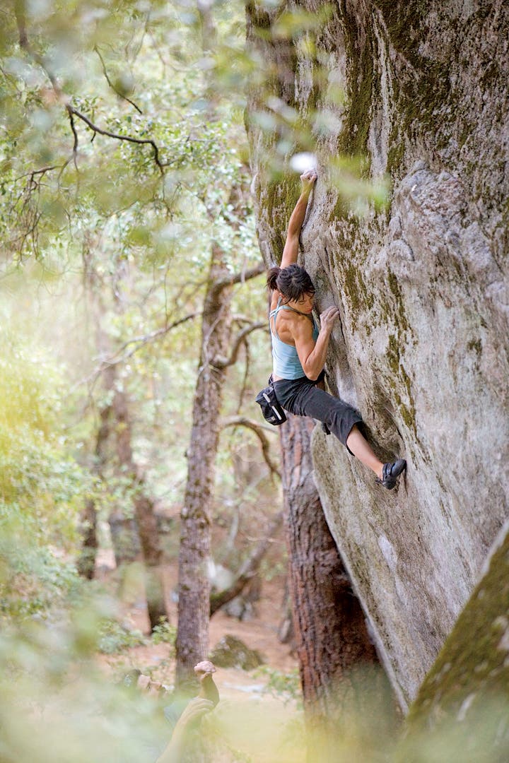 Thomasina Pidgeon Thriller Camp 4 Yosemite Bouldering Rock Climbing