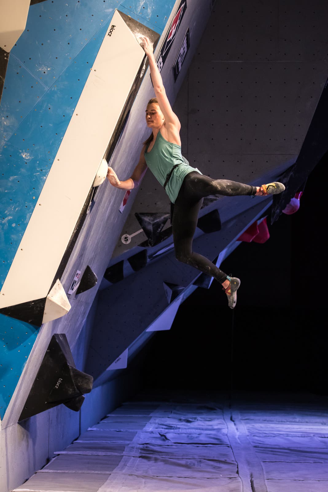 andreaLaue_boulderingNats-009-2151 None