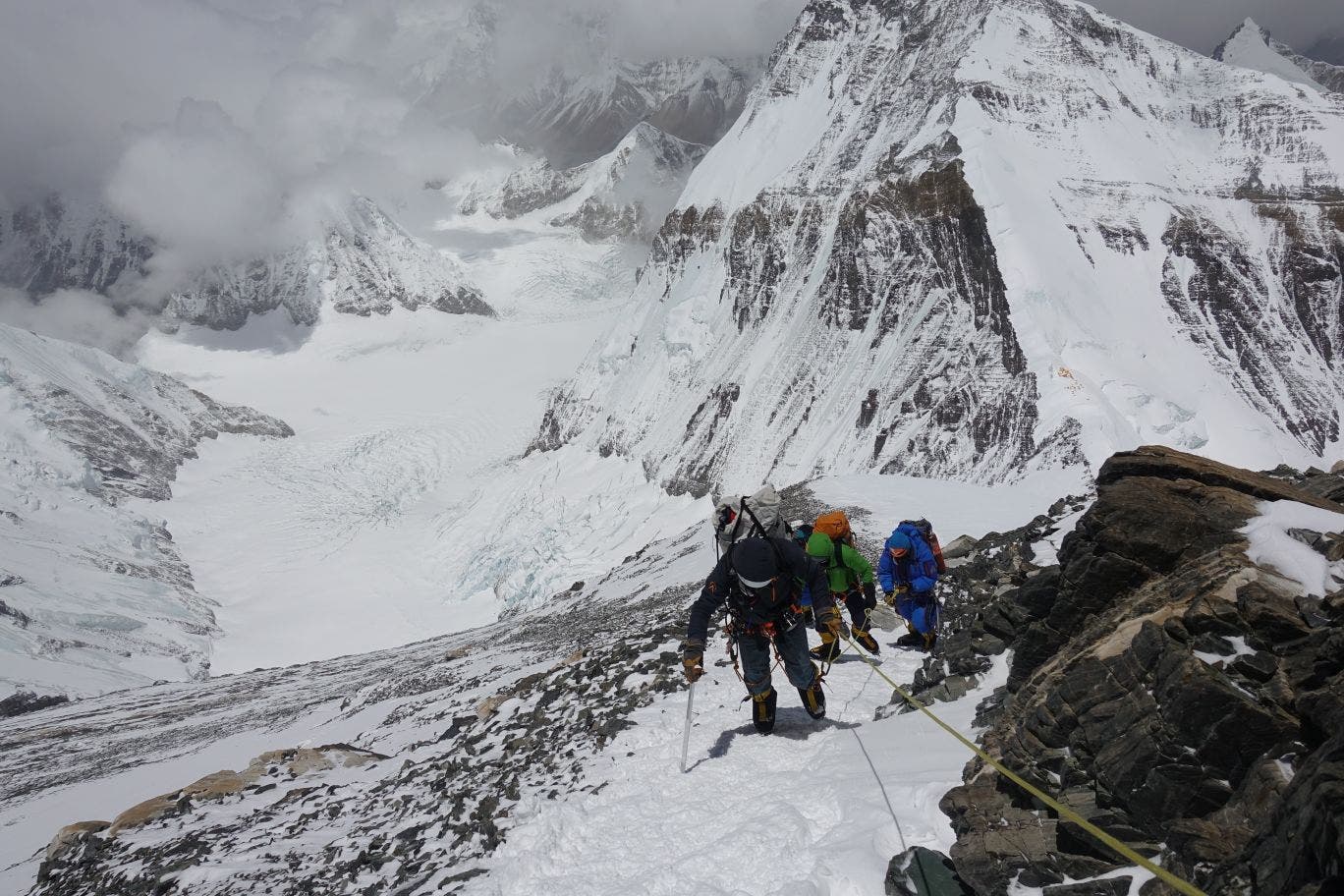 Everest Aplenglow expeditions himalaya Adrian Ballinger mountain alpine climbing