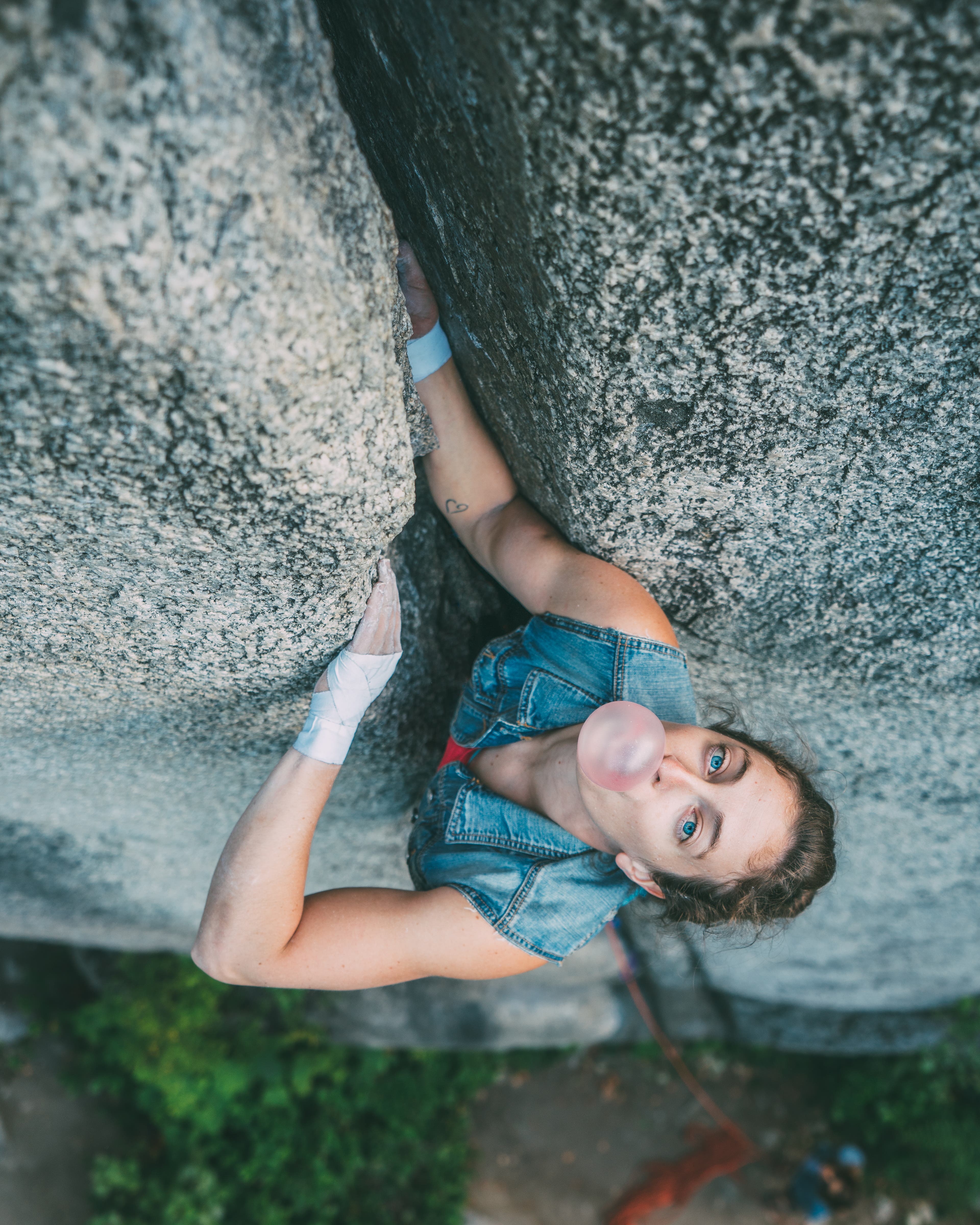 7_sav.cummins.edit.bubblegum-3-2 None