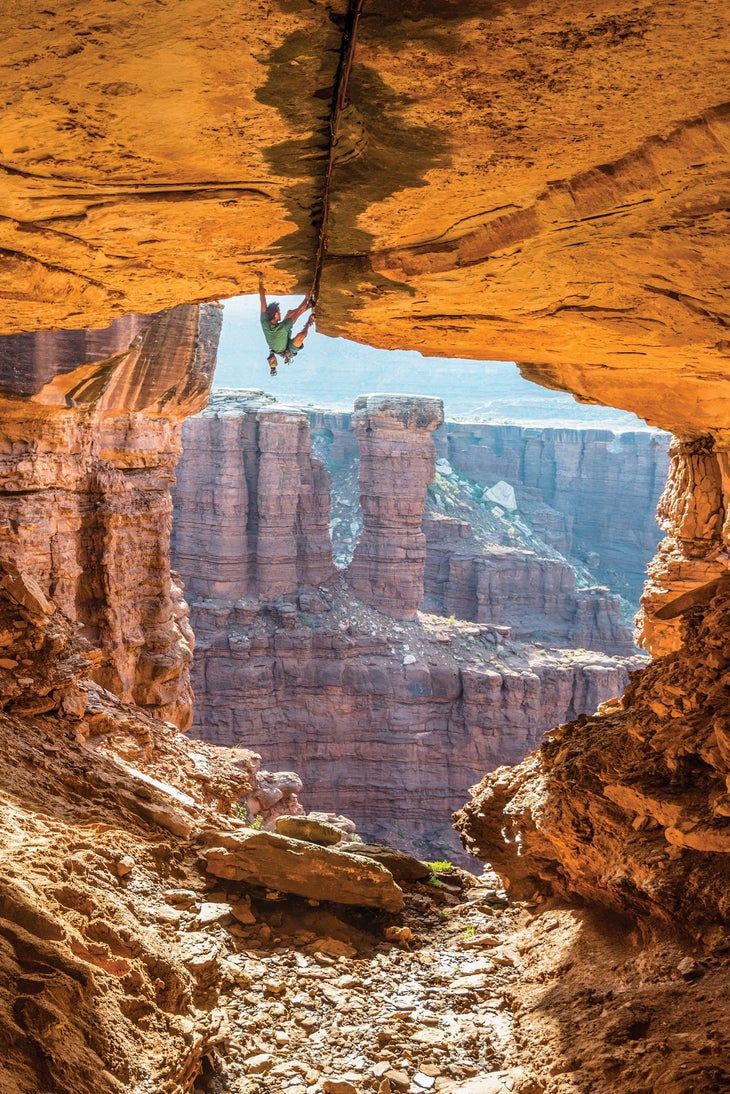 Climbing-Wideboys-hires_gn-web None