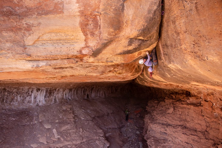 DSC08500 Ashley Cracroft Century Crack Offwidth Climbing Trad Utah White Rim 5.14b