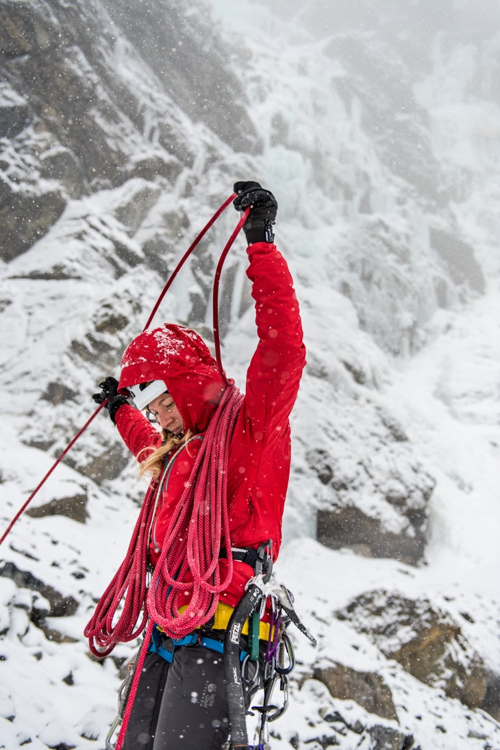 DTS-161115-0025 Savannah Cummins Murchison Falls Icefields Parkway Canada coiling rope before ice climbing