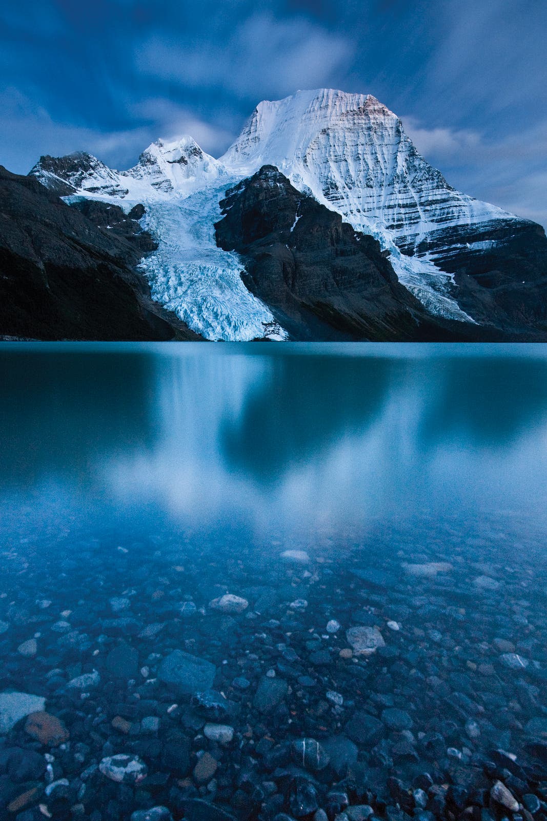 Mount_Robson_Twilight_gn-web None