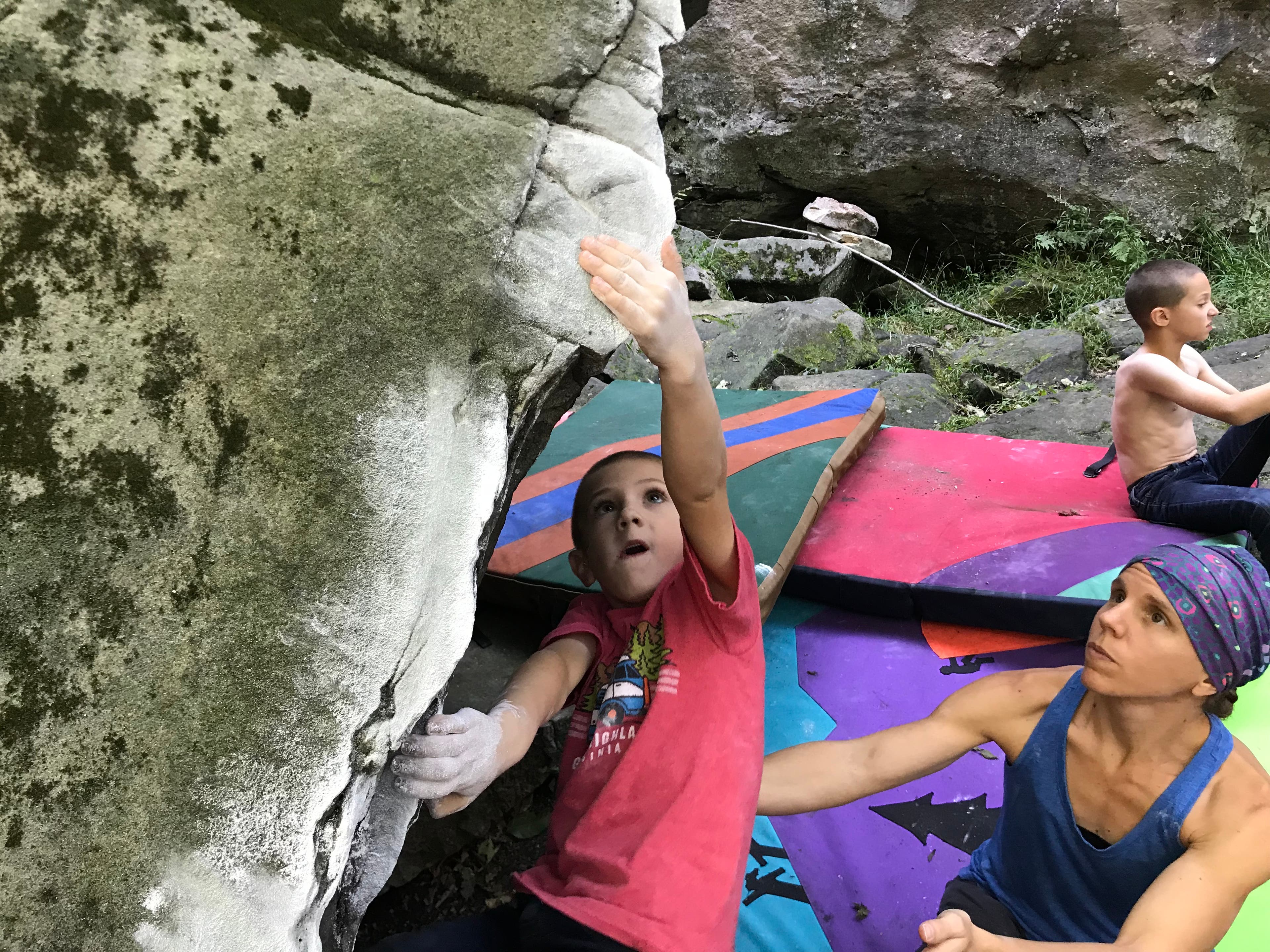 Lochlann Main Block Arete V3 Breakneck Rocks None