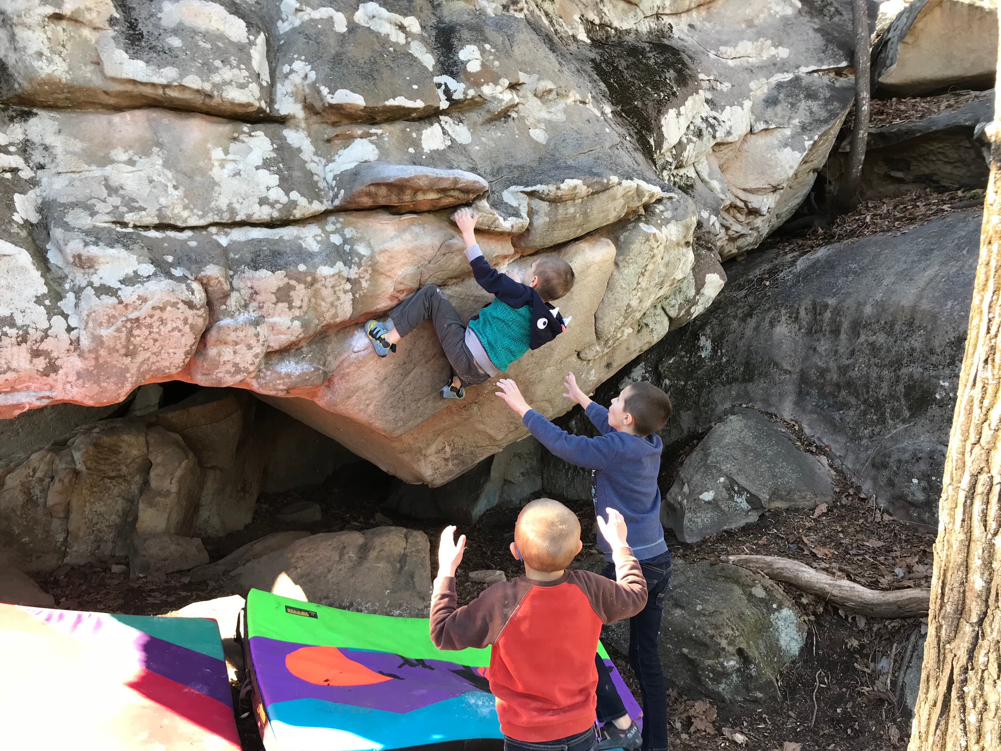 Lochlann Pancake Mantle V2 Stone Fort None