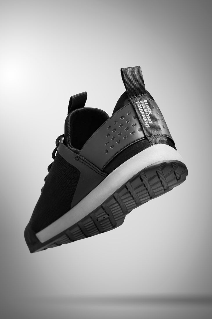 580005_0002_SESSIONAPPROACH-MENS_Black_DETAIL2 copy None