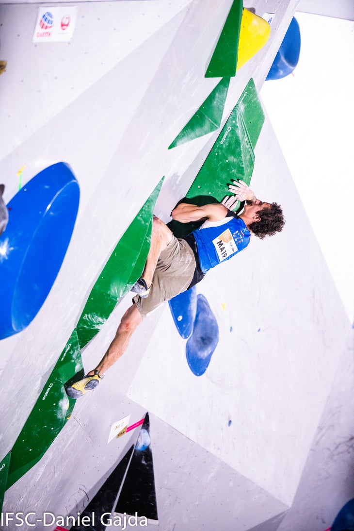 12 Ondra None