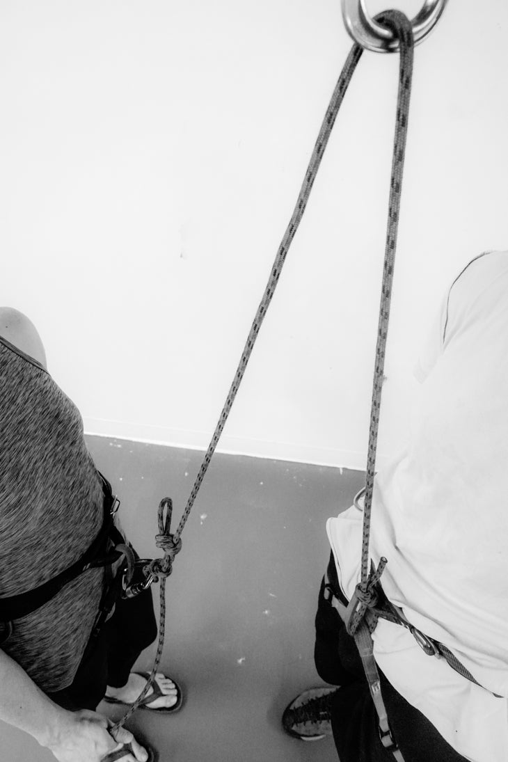 rappelling 2-2 None